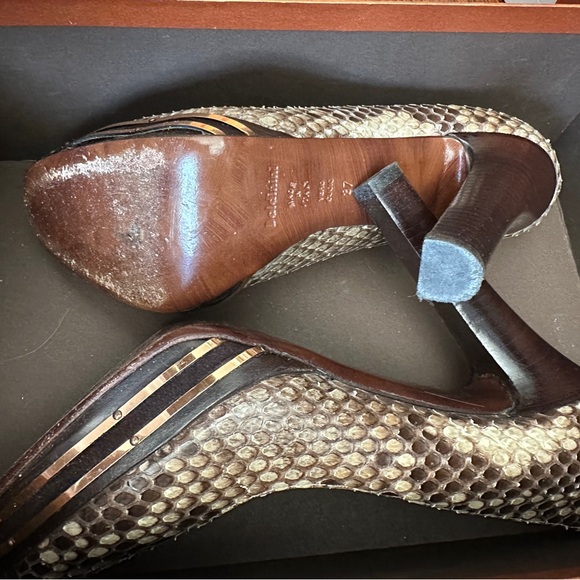 BALDININI
Platform pumps
7 (US) - Grey Like New - Picture 5 of 7